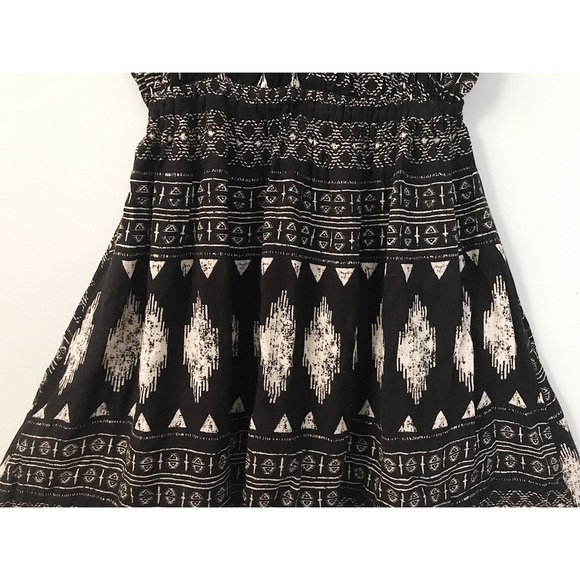 Black/Cream Patterned Dress - Picture 4 of 7